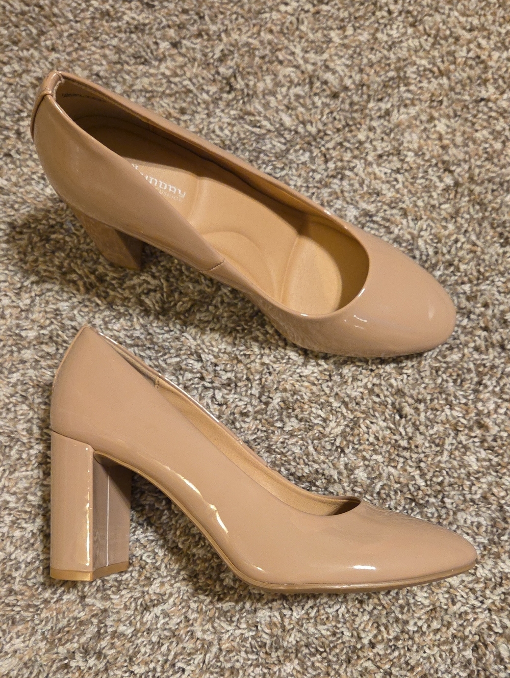 CL by Laundry Women's Lofty Pump